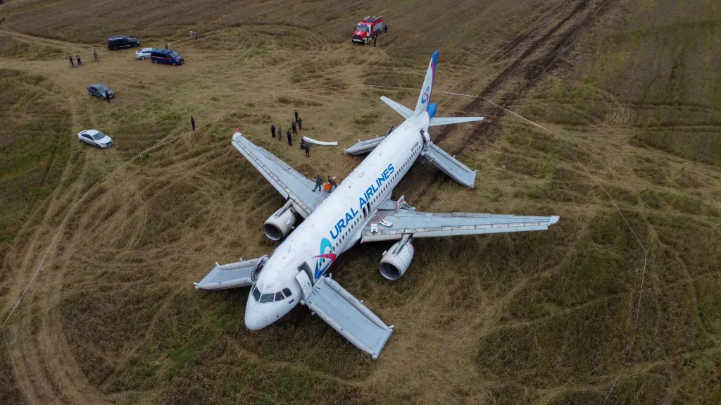Ruské letadlo nouzově přistálo v Novosibirsku, ilustrační snímek