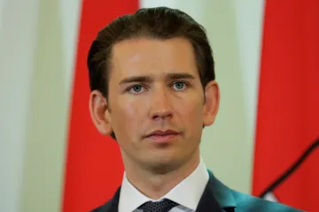 Rakouský kancléř Kurz chce, aby Frontex kvůli migrantům působil i v Africe 