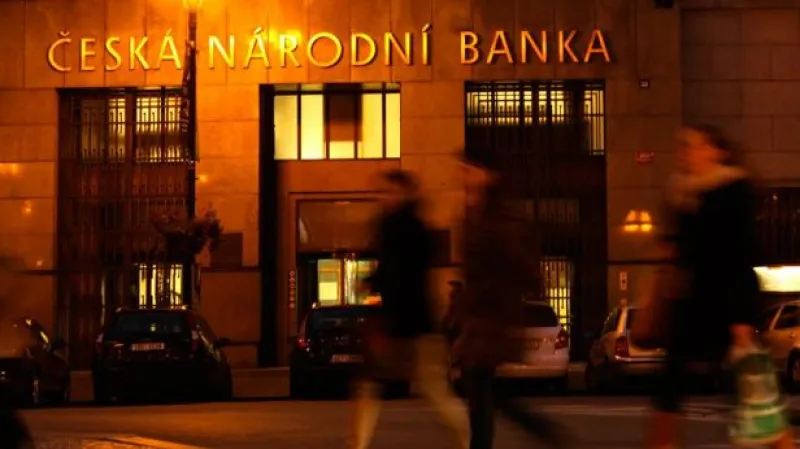 Intervence ČNB a předvánoční nákupy tématem Událostí