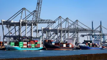 Ilustrační foto – přístaviště v Rotterdamu