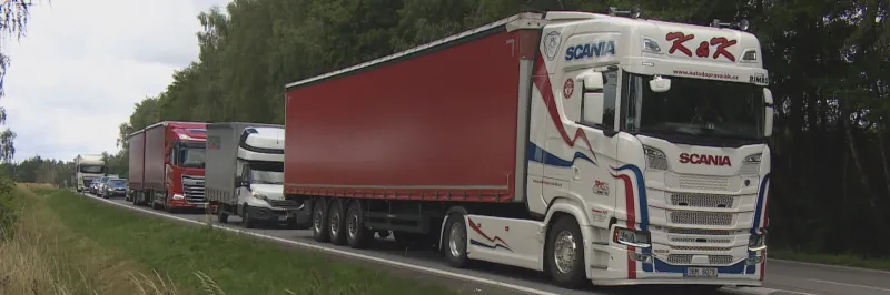 Dopravu v okolí dálnice D1 na Vysočině komplikují omezení