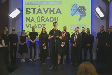 Odboráři Úřadu vlády vyzvali k přehodnocení přesunu agend