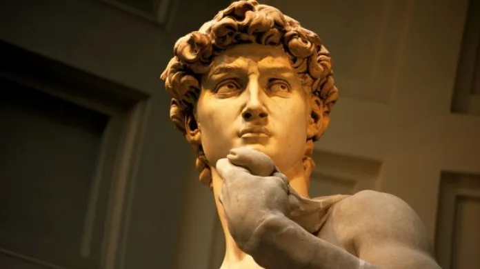 Italské muzeum se snaží zachránit sochu Davida