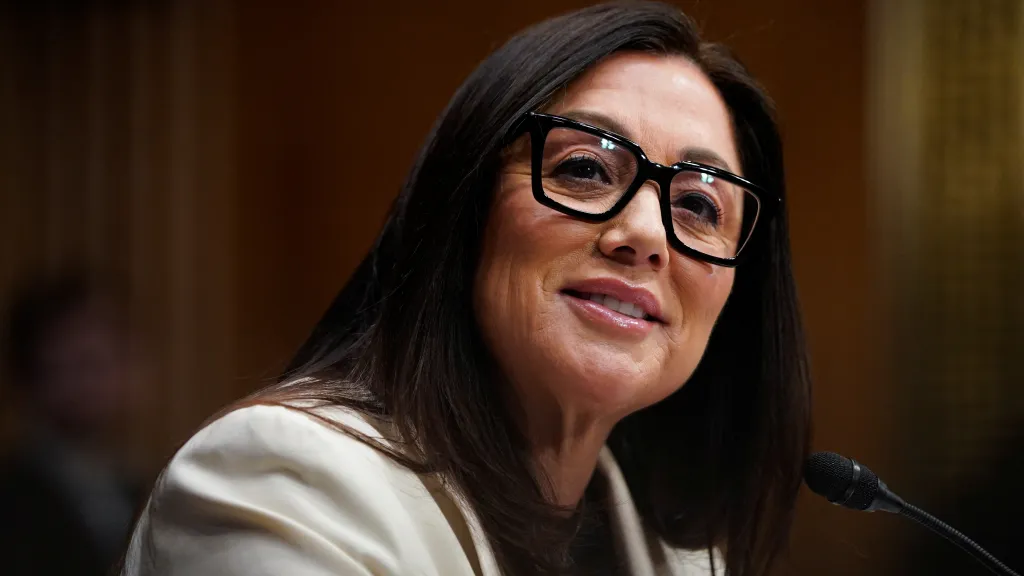 Lori Chavezová-DeRemerová