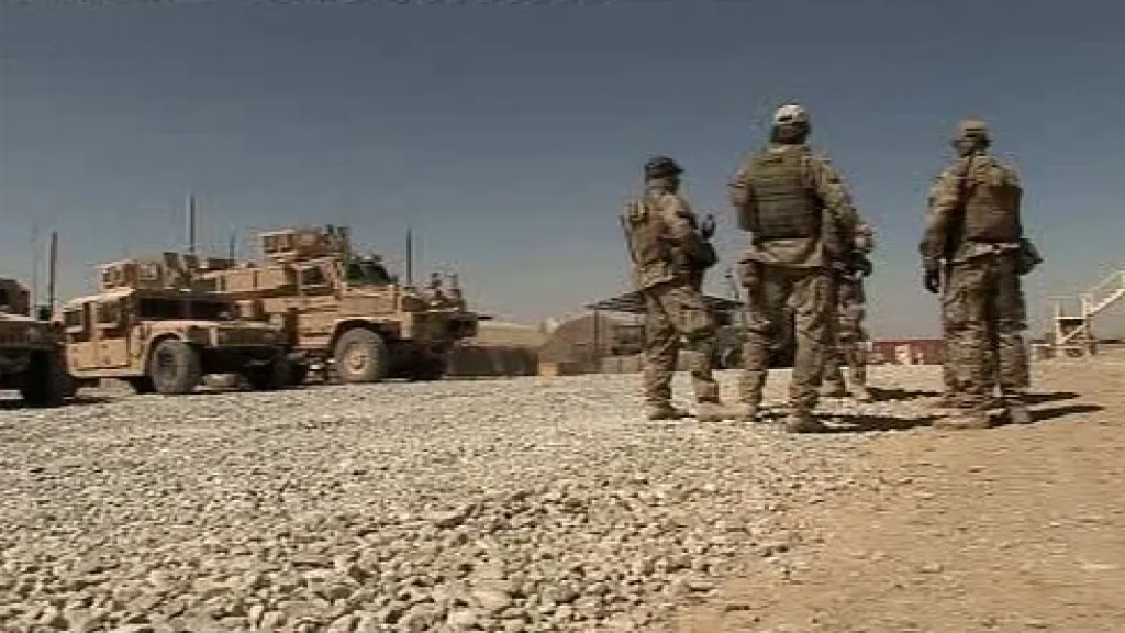 Čeští vojáci na základně Shank