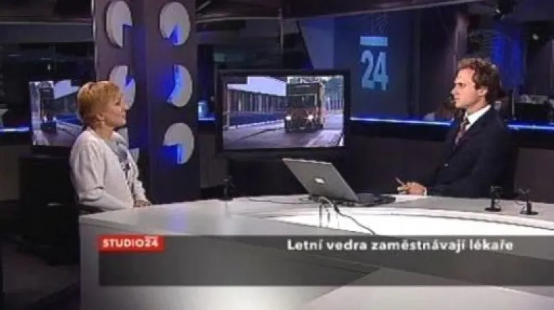 Kardioložka Eva Mandysová ve Studiu ČT24
