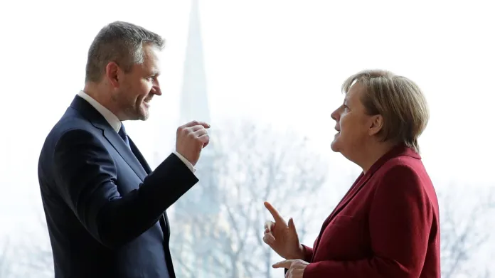 Slovenský premiér Peter Pellegrini a německá kancléřka Angela Merkelová