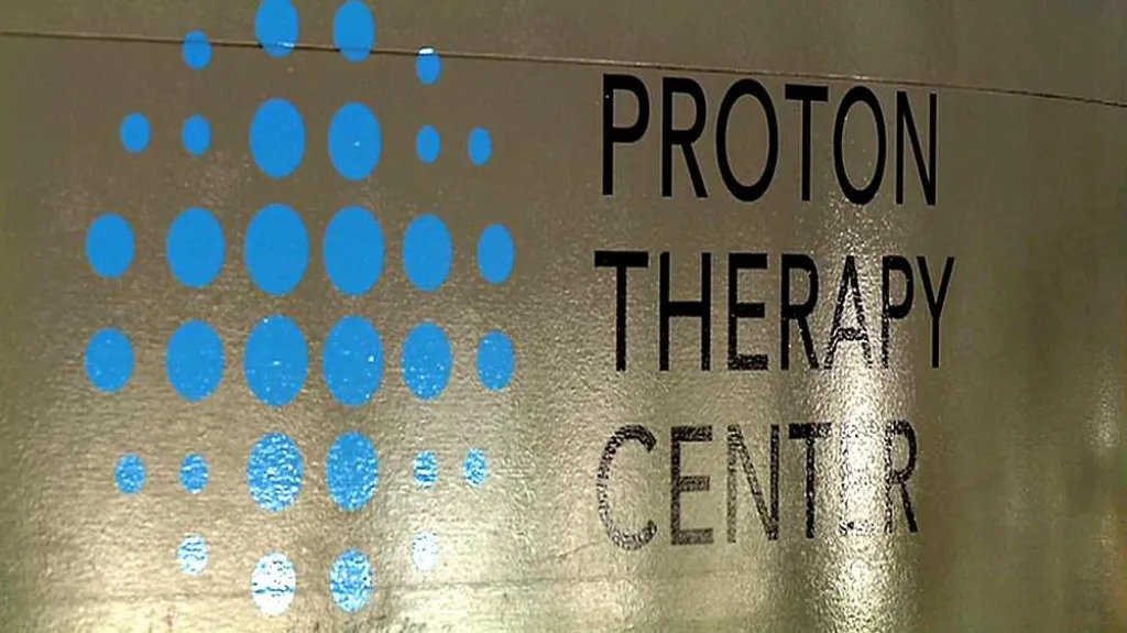 Protonové centrum