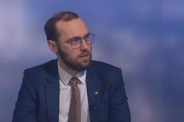 Ukrajinská státní správa se rychle zprofesionalizovala, ocenil Prouza v debatě s Kopečným