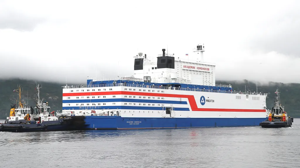 Plovoucí jaderná elektrárna Akademik Lomonosov