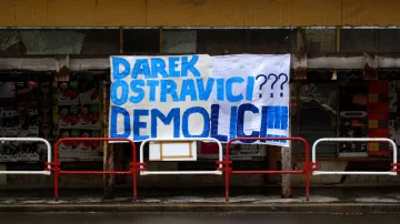 Ostravica Textilia chátrá