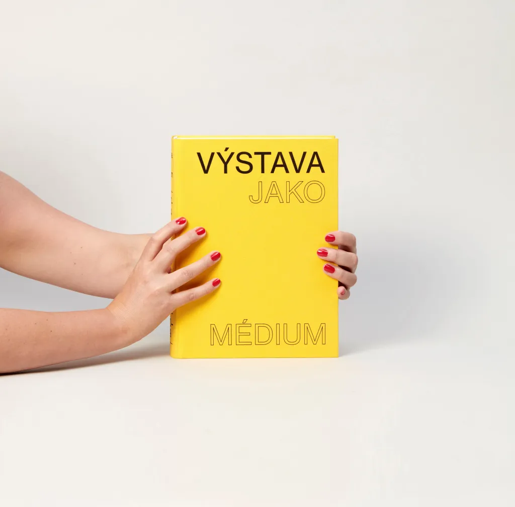 Nejkrásnější české knihy: V kategorii Odborná literatura se na prvním místě umístila publikace Výstava jako médium, ocenění patří grafické designérce Adéle Svobodové