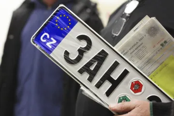 Registrační značky bude možné posílat do výdejních boxů