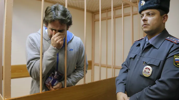 Člen Greenpeace Miguel Orsi po propuštění z ruské vazby