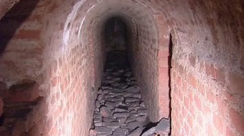 Radnice v Jaroměři stále neví, komu patří chátrající podzemní chodby v Josefově, které jako součást opevnění vybudoval v 18. století císař Josef II.