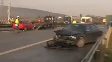 Nehody na náledí ochromily jižní Moravu