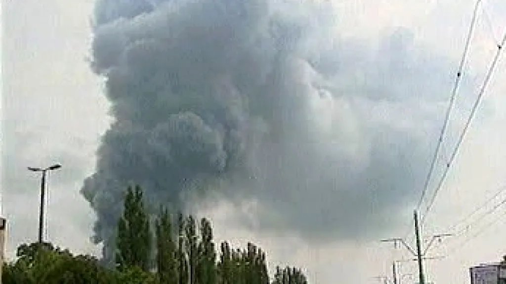 Oblaky dýmu nad Poznaní