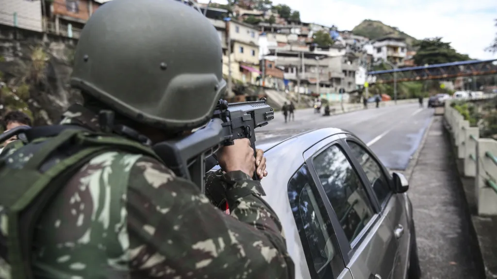 Zátah proti drogovým gangům v Riu de Janeiro
