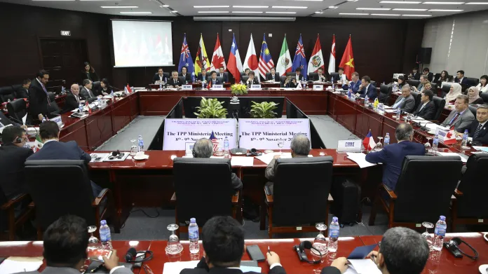 Ministři jedenáctky na summitu APEC