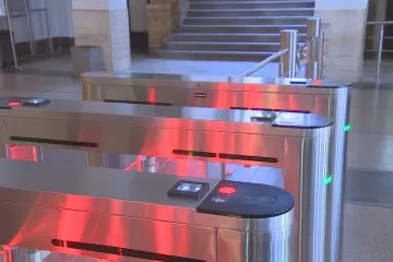 Slovensko posiluje opatření kvůli střelbě v Praze. Vysoké školy chtějí více kamer a turnikety