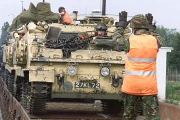 Na Ukrajinu dorazily britské Stormery, německé Gepardy a polské tanky