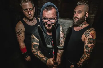 Klip týdne: Pitky a bitky. Cocotte Minute vzdávají hold Králům koruny