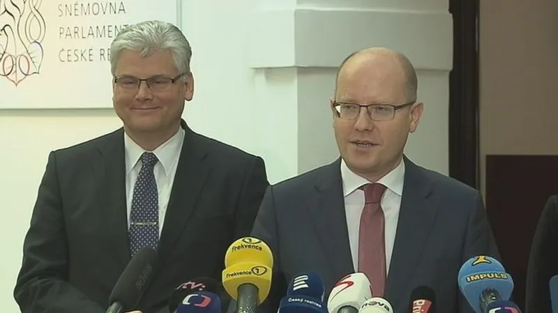 Reakce ČSSD a ANO na schválení protikuřáckého zákona