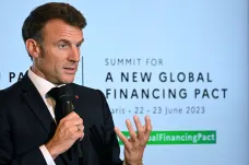 Macron chce prosadit nové mezinárodní zdanění, financovalo by boj proti chudobě