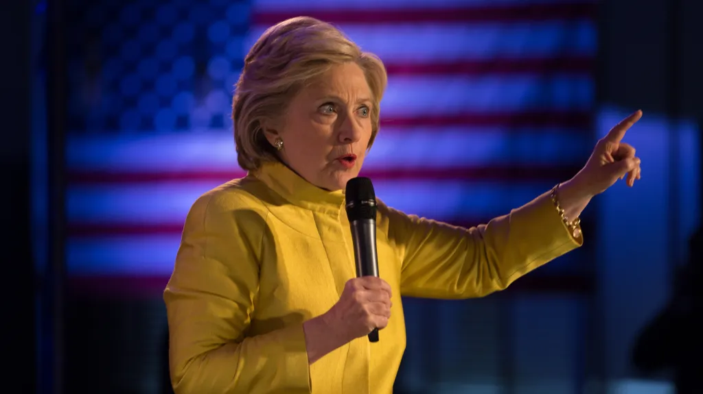 Hillary Clintonová na předvolebním shromáždění v New Yorku