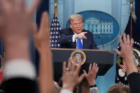 USA ukončují veškerá obchodní jednání s Kanadou