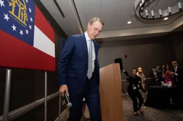 Trumpem prosazovaní kandidáti pohořeli v republikánských primárkách v Georgii