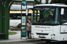 Tendr na autobusovou dopravu by měl Liberecký kraj zrušit, radí komise