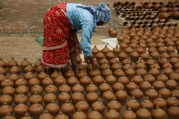 Nepálci už nesmí vyhánět ženy do menstruačních chýší. Hrozí jim za to vězení