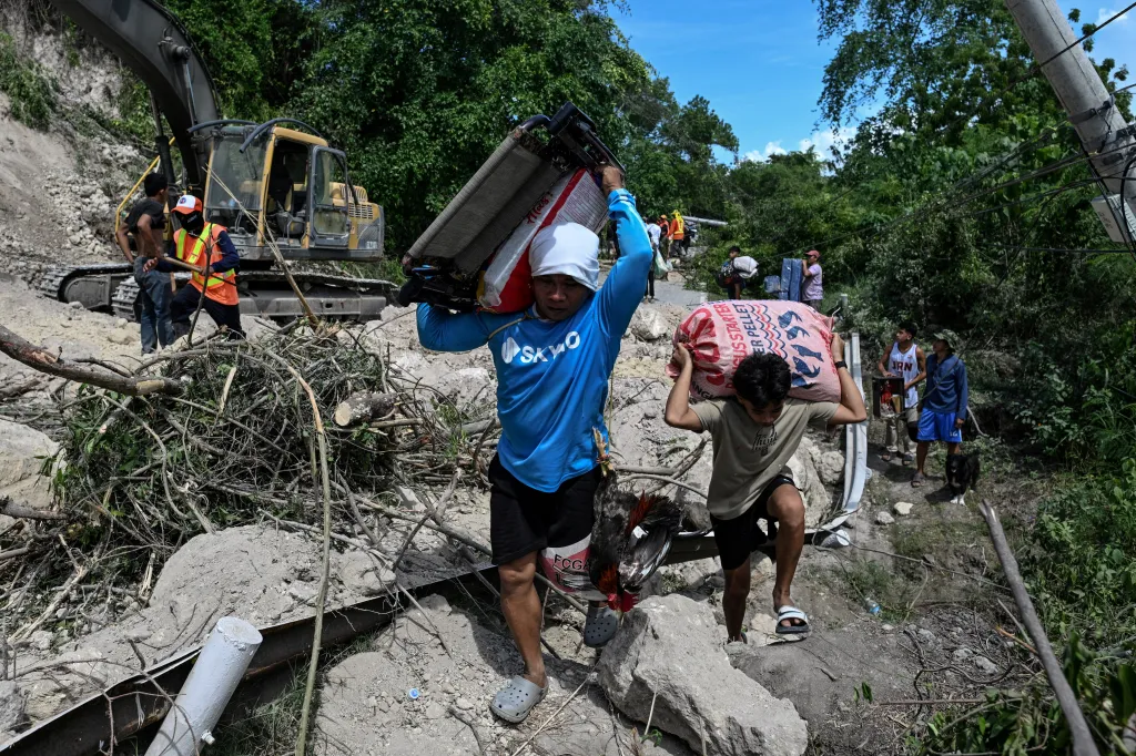 Následky zemětřesení na jihu Filipín