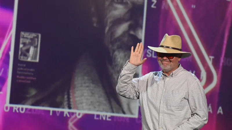 Aleš Palán získal cenu Litera v kategorii publicistika za knihu s názvem Jako v nebi, jenže jinak při vyhlašování literárních cen Magnesia Litera 31. srpna 2020 v Praze