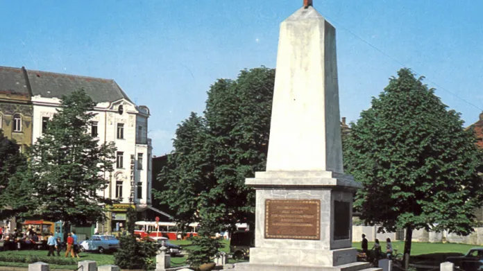 Opava (z Města před rokem 1989 a dnes)