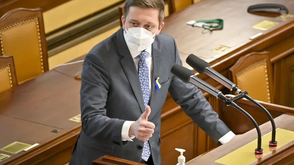 Ministr vnitra Vít Rakušan ve sněmovně