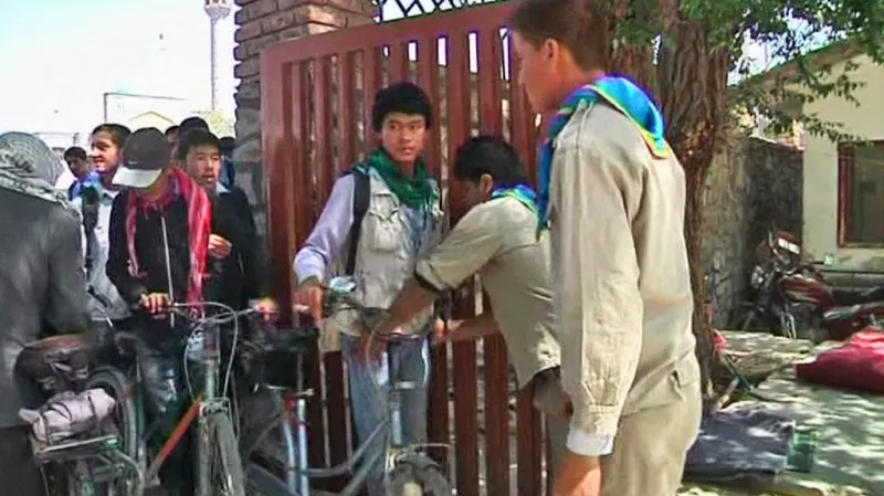 Studentské hlídky u afghánských škol