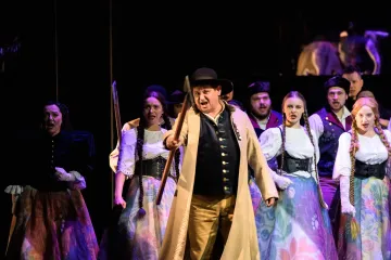 Operní Psohlavci přivedli Kozinu opět do Plzně