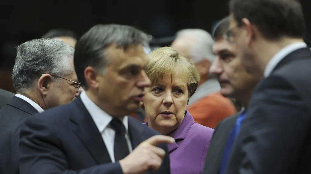 Summit EU k dluhové krizi