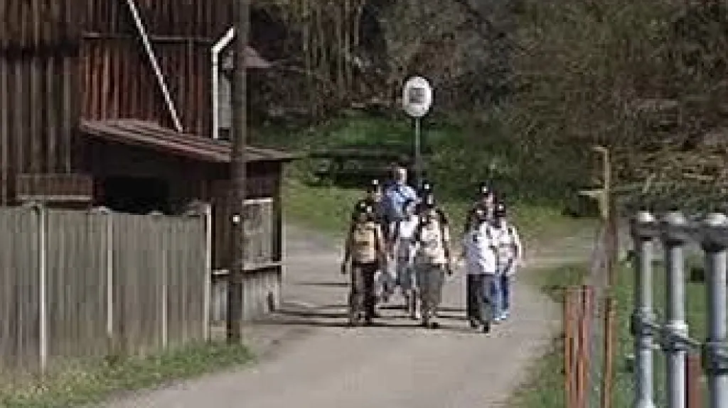 Skupina turistů