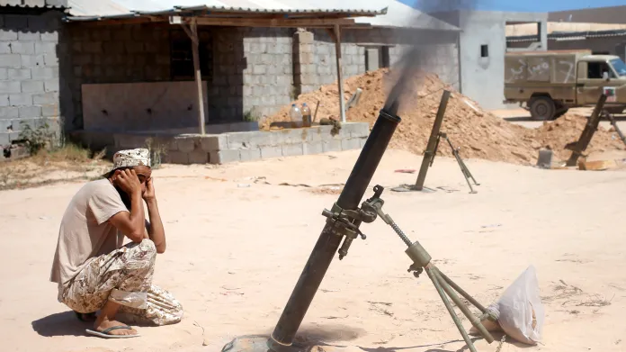 Libyjský voják během bojů u Syrty