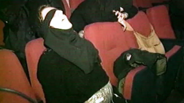 Černé vdovy v divadle Dubrovka