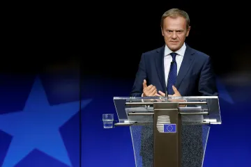 Bez svobody pohybu nemůže být přístup na jednotný trh, vzkázal Tusk