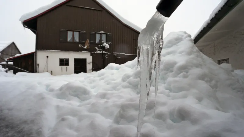 Zasněžené alplské středisko Oberstdorf