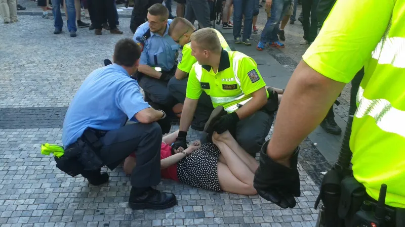 Zásah policie na demonstraci proti islámu