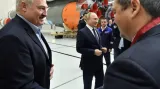 Vladimir Putin a Alexandr Lukašenko na kosmodromu Vostočnyj
