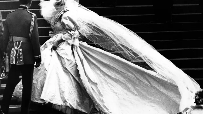 Velkolepá svatba. Lady Diana Spencerová si bere následníka trůnu 29. července 1981