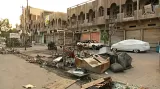 Následky sebevražedného útoku v Bagdádu
