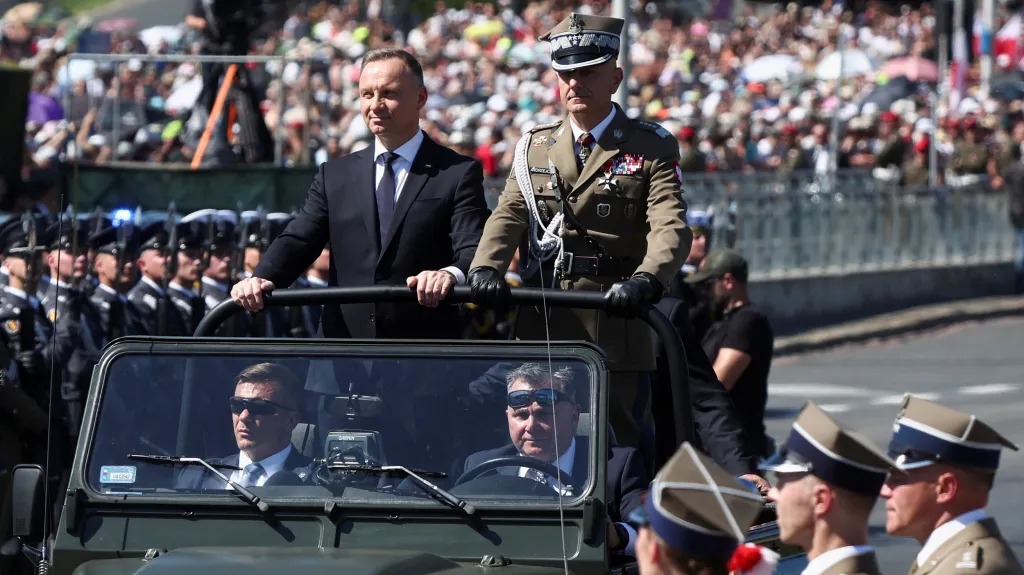 Prezident Andrzej Duda a náčelník generálního štábu Rajmund Andrzejczak
